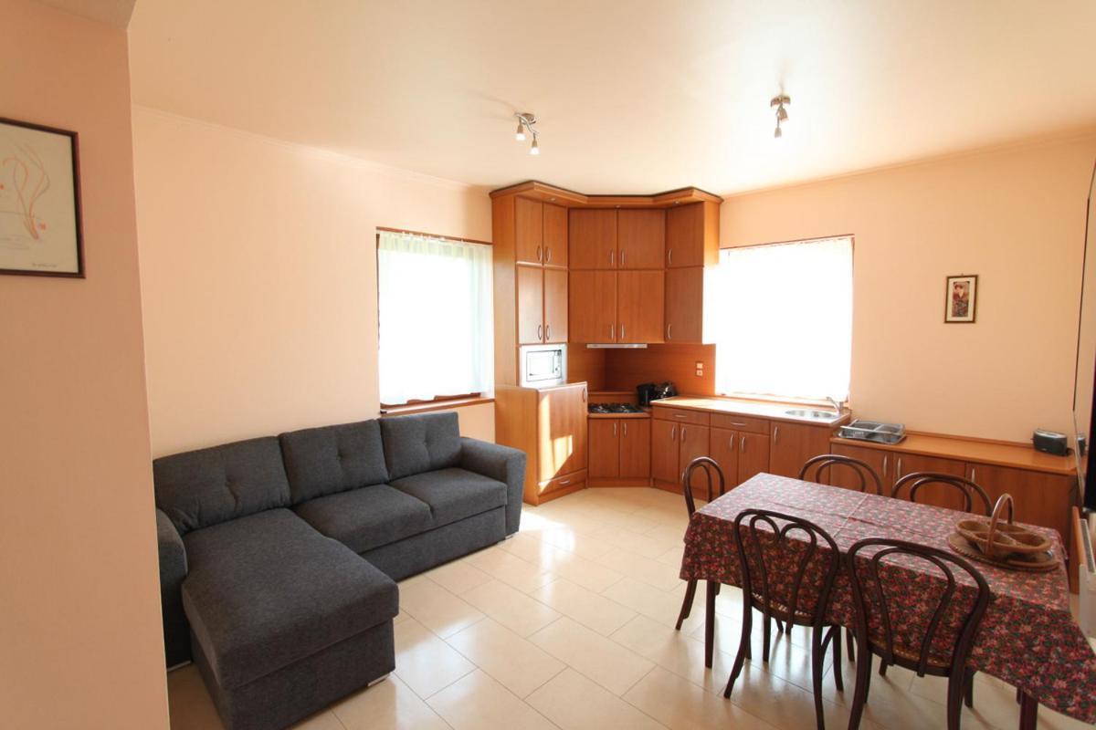 Velence Lake Apartman Гардонь Экстерьер фото