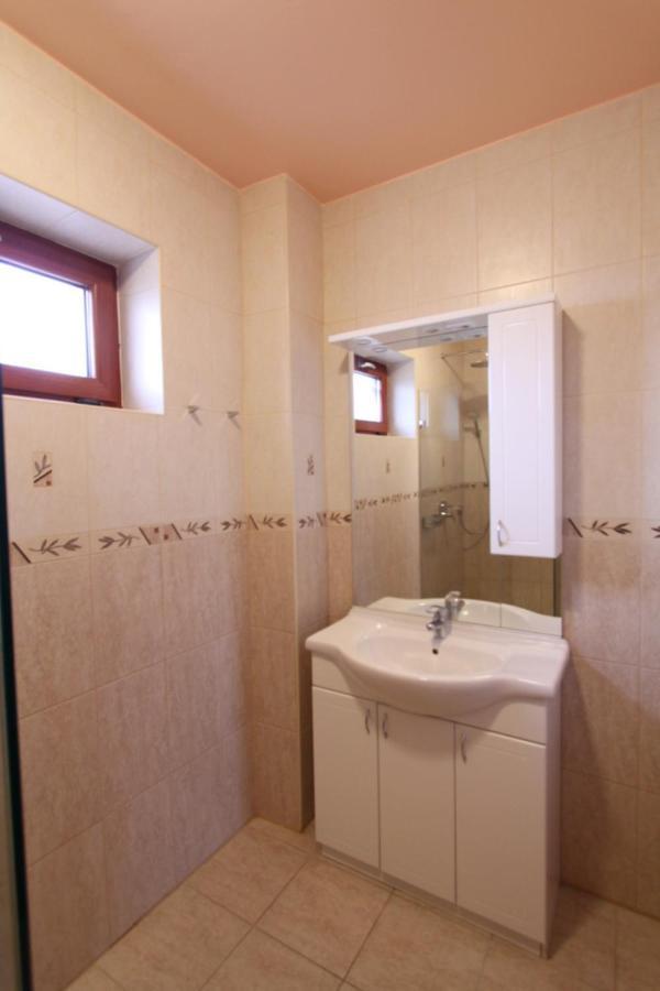 Velence Lake Apartman Гардонь Экстерьер фото
